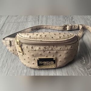 Bebe Ophelia Belt Bag Neutral Taupe Ostrich Print, Gold Hardware Y2K Fanny Bag